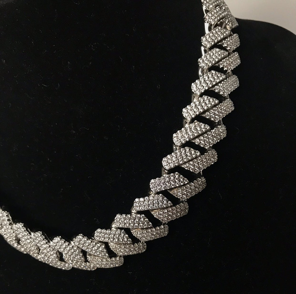 19mm Diamond Prong Link Choker Necklaces