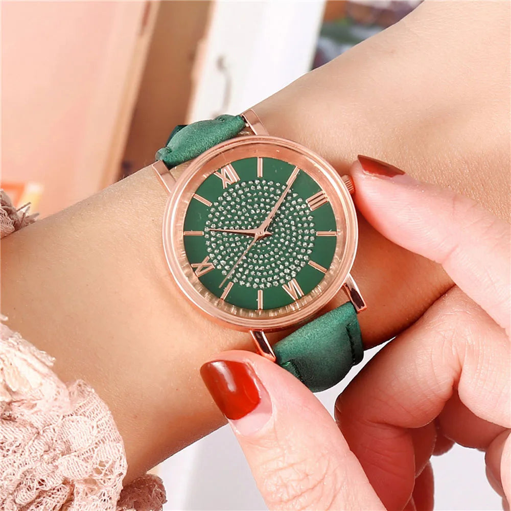2025 New Women Watch Luxury Female Quartz Wristwatch Leather Belt Dial Casual Fashion Bracelet Ladies Girls Clock Gifts