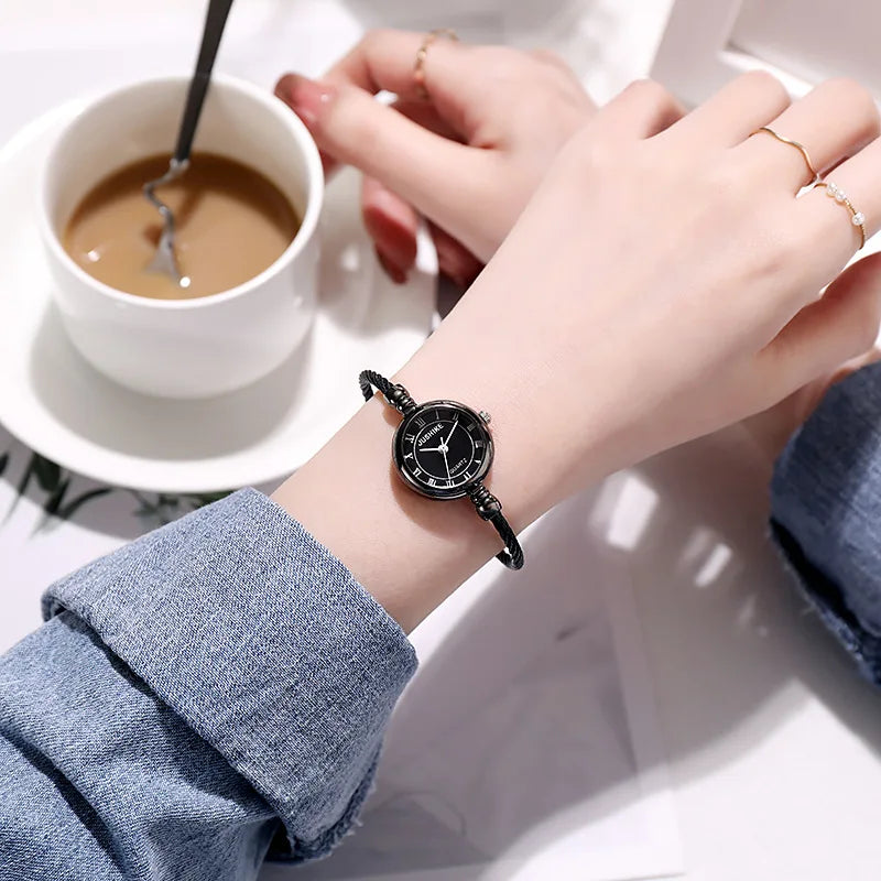 Retro Ladies Quartz Wristwatch Women Watches Small Gold Bangle Bracelet Watch Stainless Steel Clock Fashion Casual Dress Watch