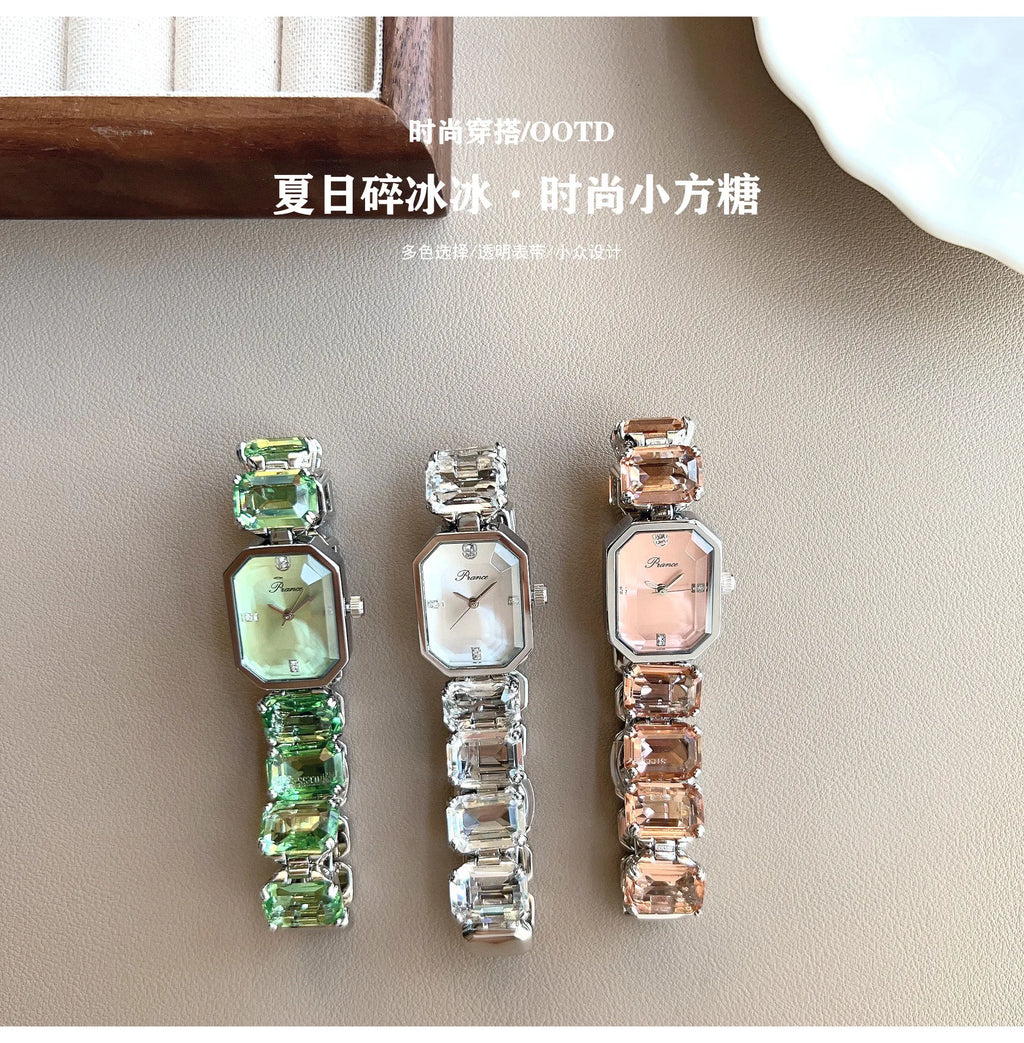 UTHAI Women Watches for Girls Wrist Quartz Watch Rectangle Dial Gold Sliver White Diamond  Ladies Fashion Wristwatch New Clock