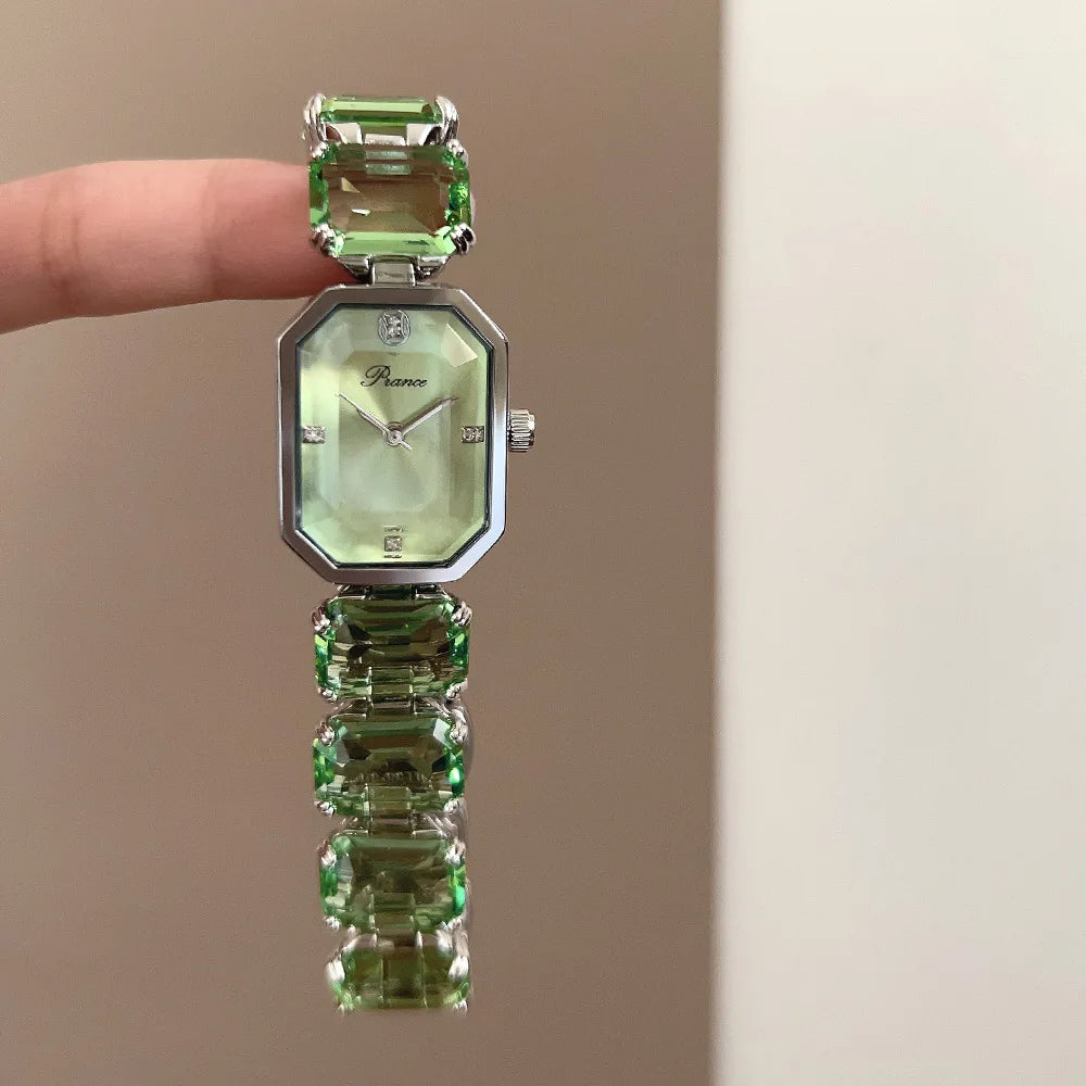 UTHAI Women Watches for Girls Wrist Quartz Watch Rectangle Dial Gold Sliver White Diamond  Ladies Fashion Wristwatch New Clock