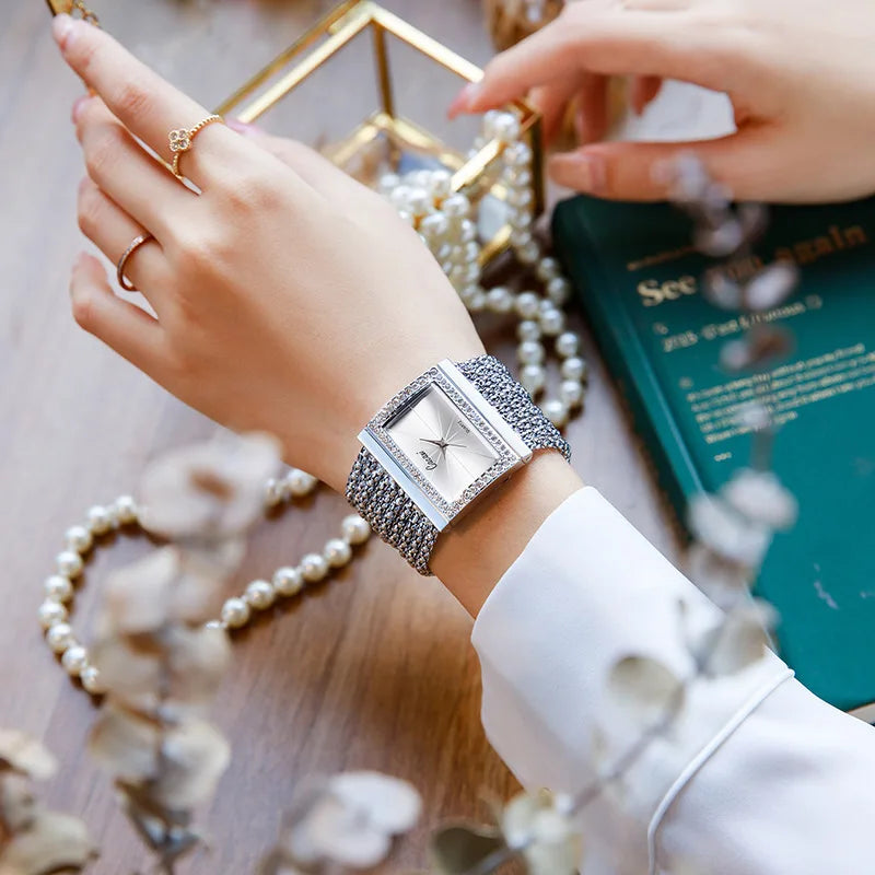 NEW Ladies Watches Fashion Gold Diamond Bracelet Women Luxury  Vintage Quartz Watches Simple Square Dial Female Dress Gifts