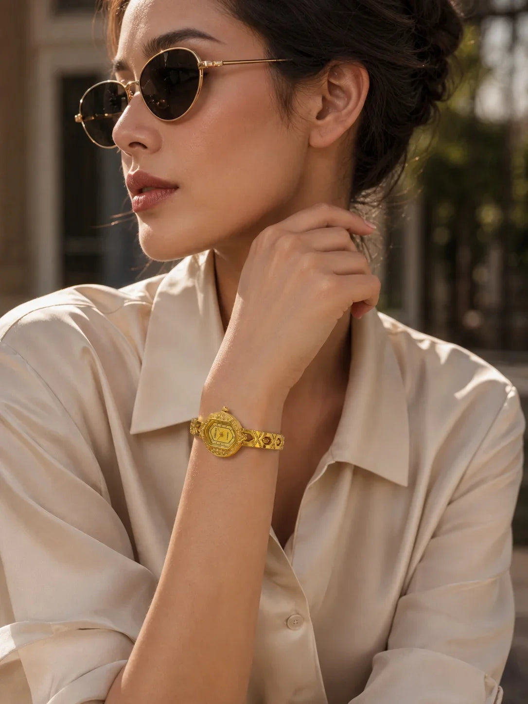 Retro Polygonal Dial Rhinestone Ladies Watch