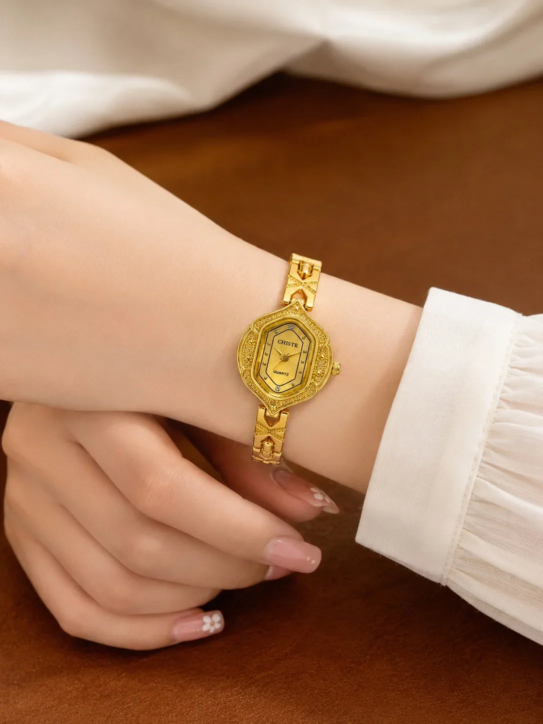 Retro Polygonal Dial Rhinestone Ladies Watch