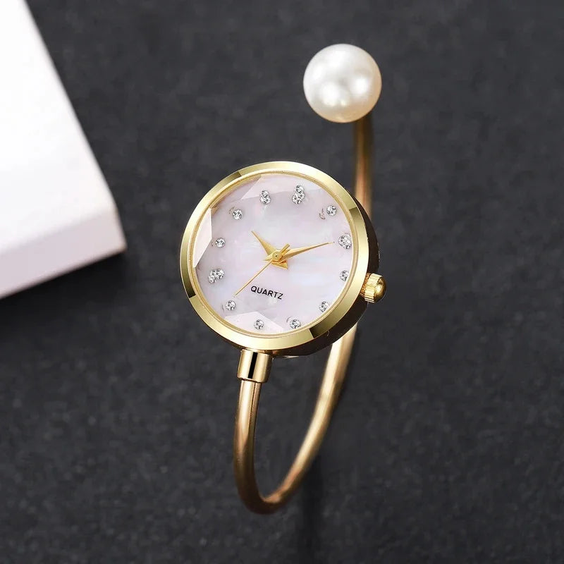 Elegant Pearl Bracelet Strap Women Quartz Wristwatch Fashion Diamond Dial Watch For Ladies Clock Reloj Mujer