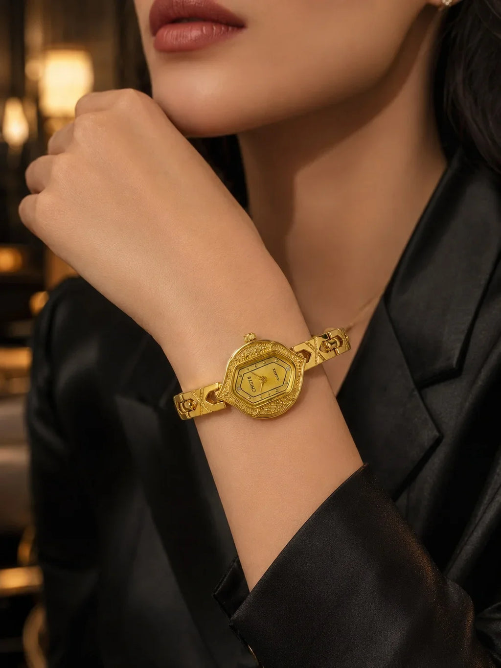 Retro Polygonal Dial Rhinestone Ladies Watch