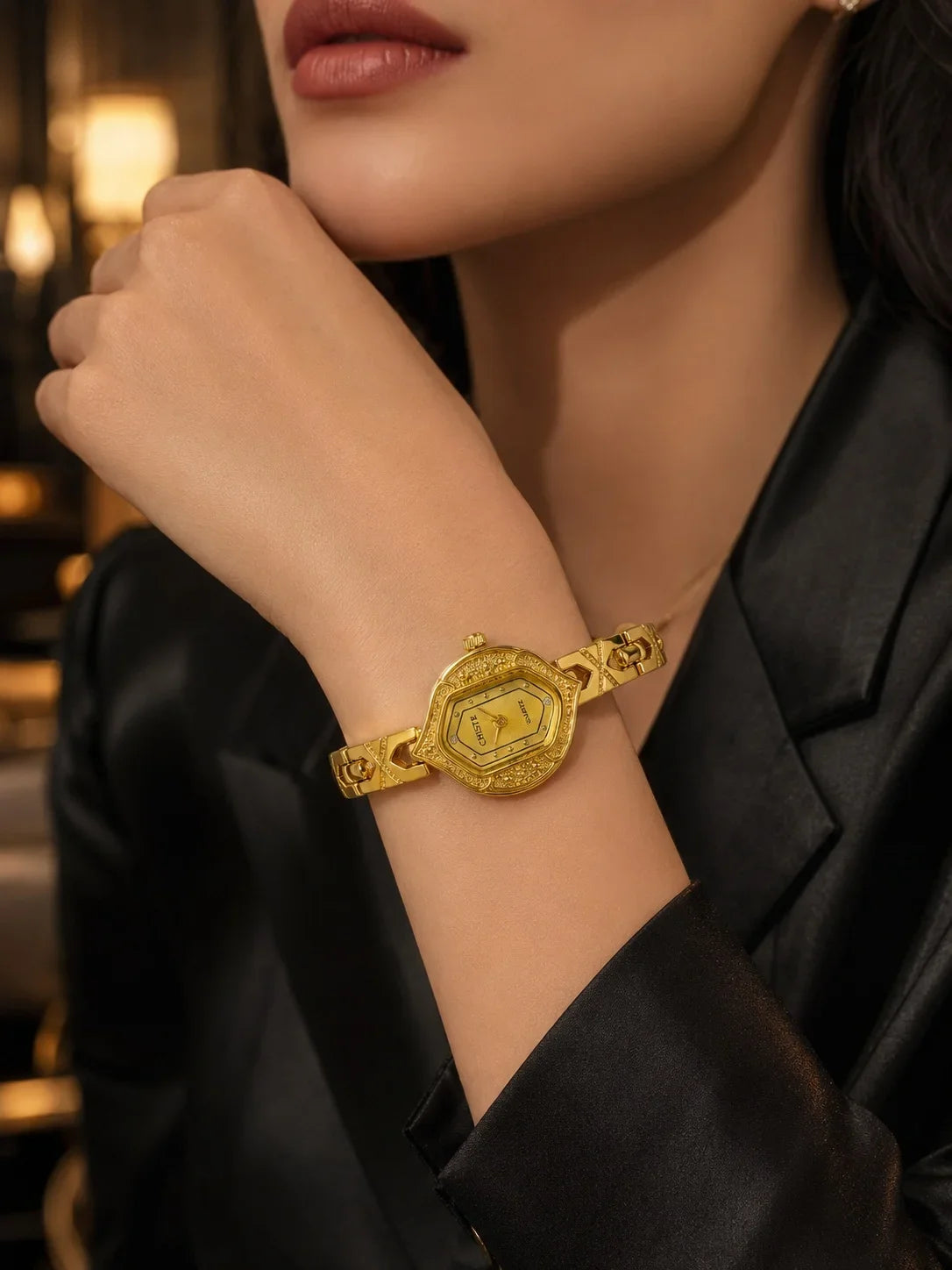 Retro Polygonal Dial Rhinestone Ladies Watch